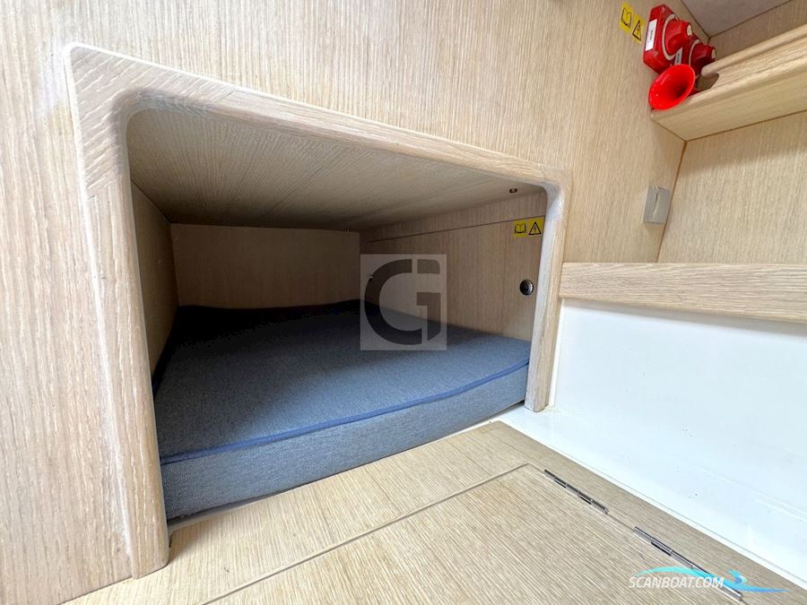 Leonardo Yachts Eagle 38