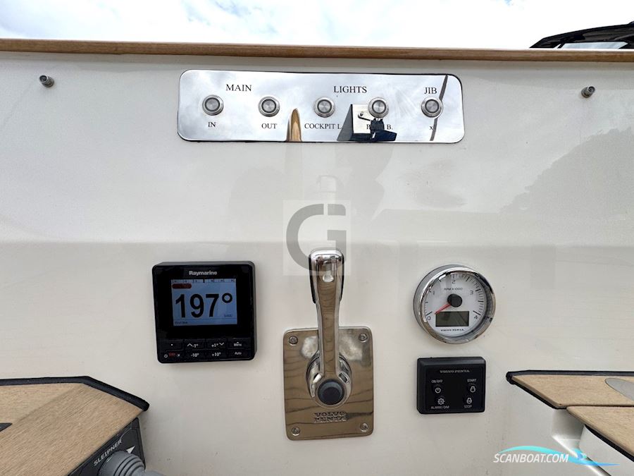 Leonardo Yachts Eagle 38