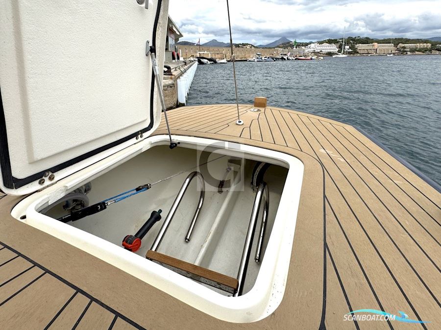 Leonardo Yachts Eagle 38