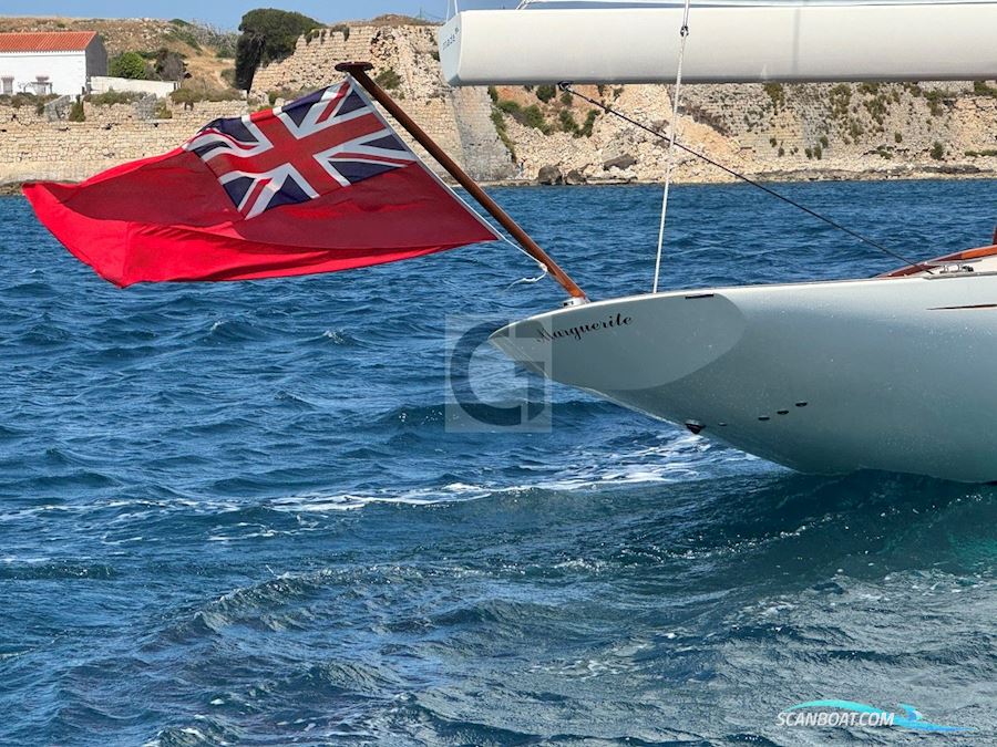 Leonardo Yachts Eagle 54