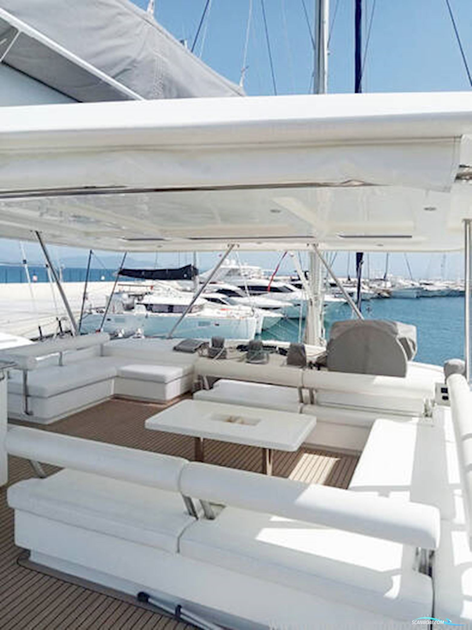 Leopard Catamarans Leopard 58