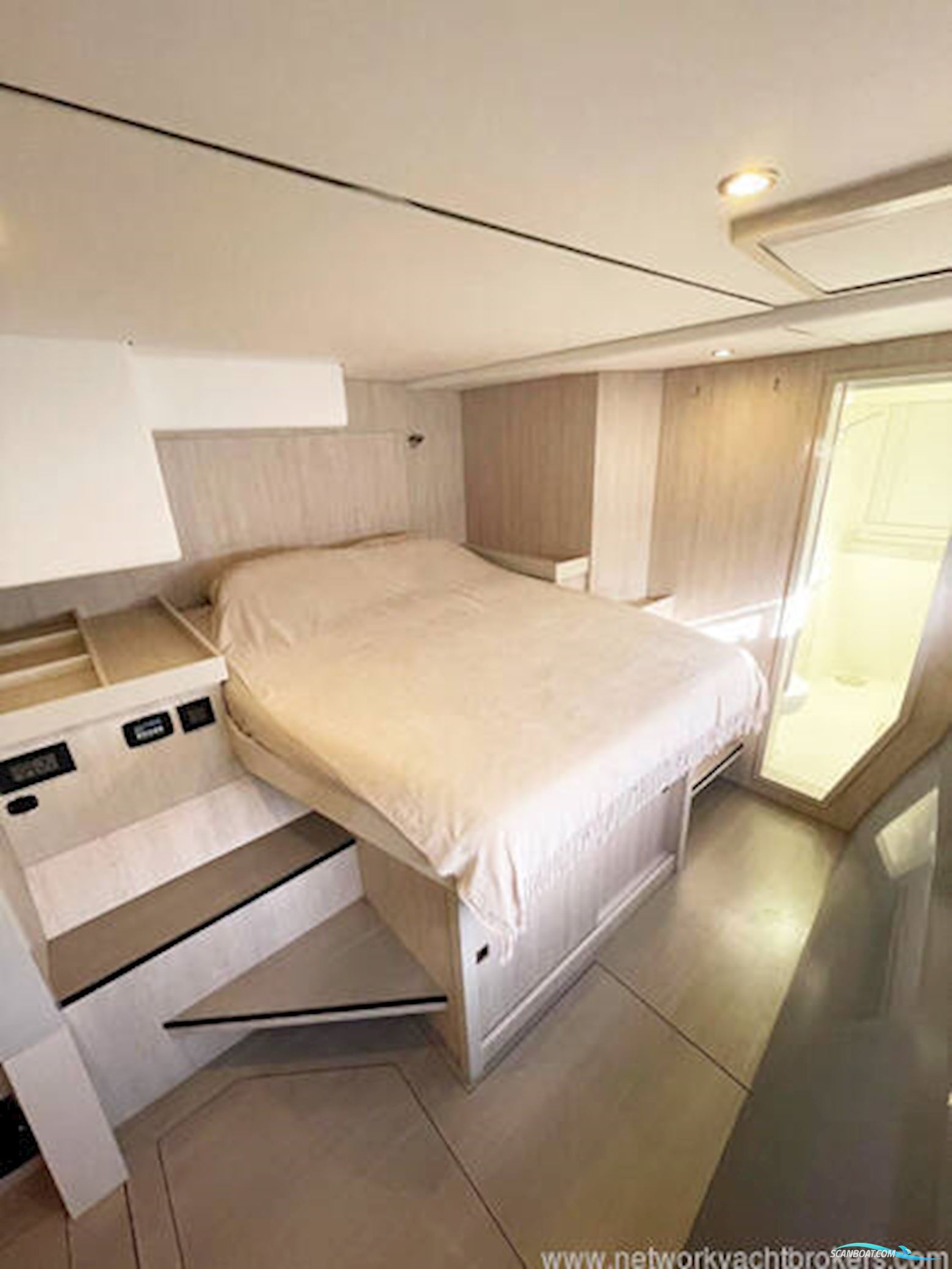 Leopard Catamarans Leopard 58