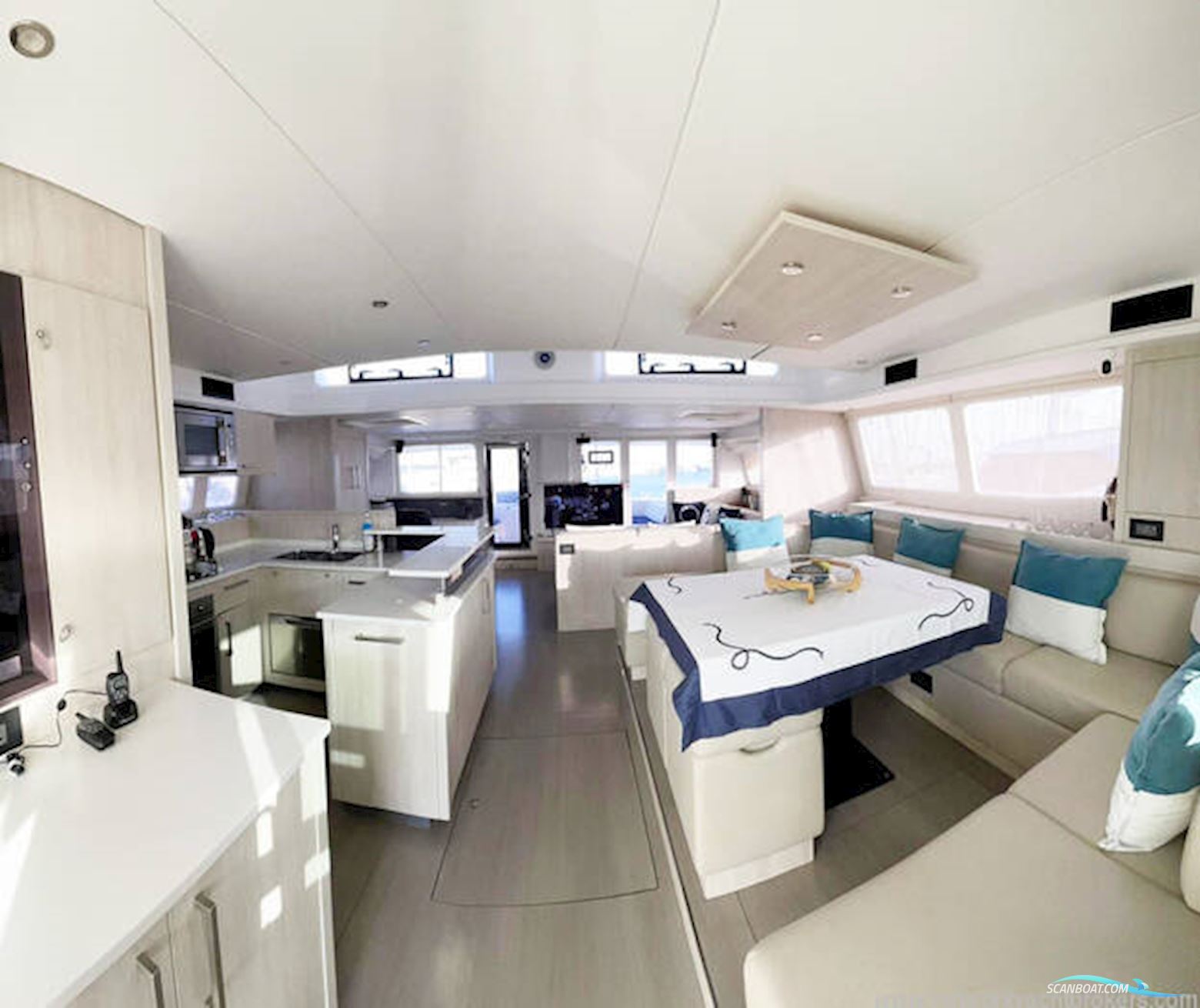 Leopard Catamarans Leopard 58