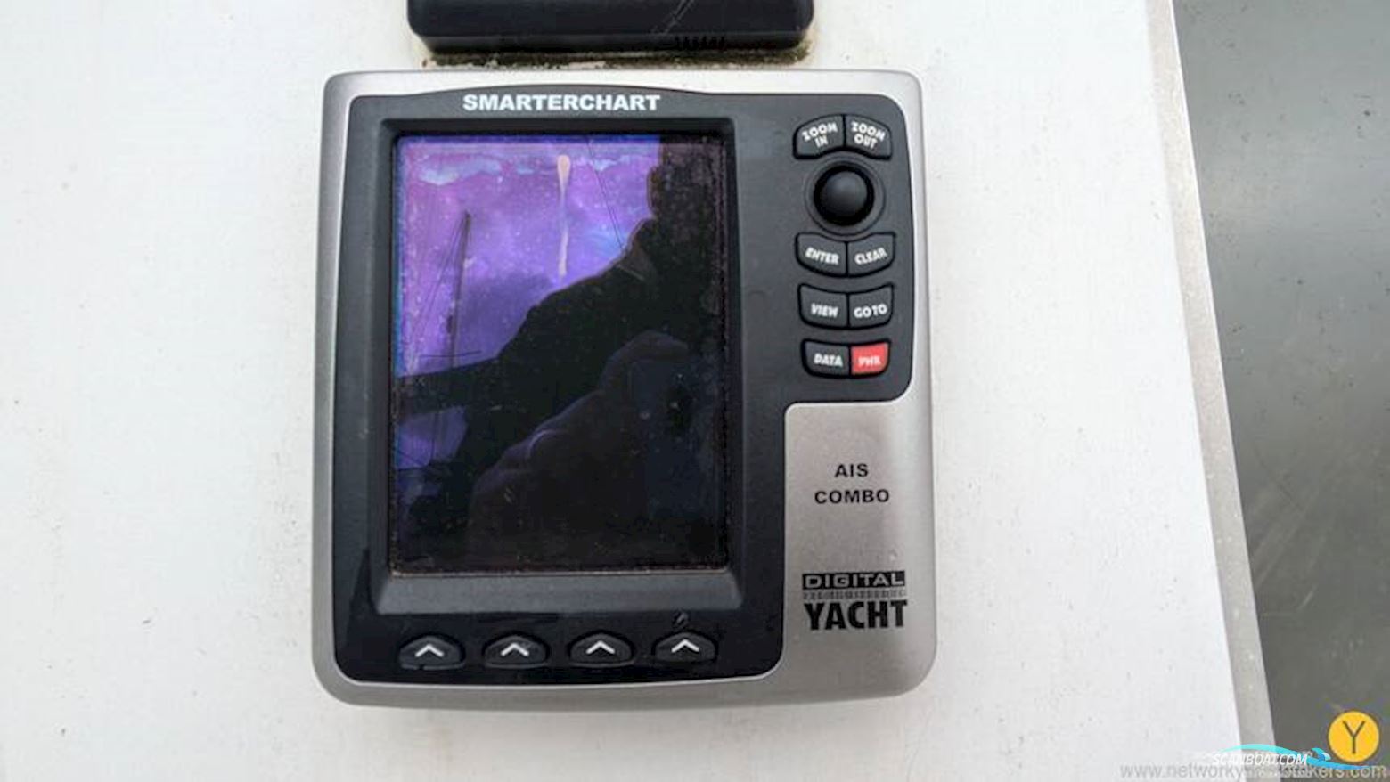Limbo 9.9 Cruiser Lift Keel