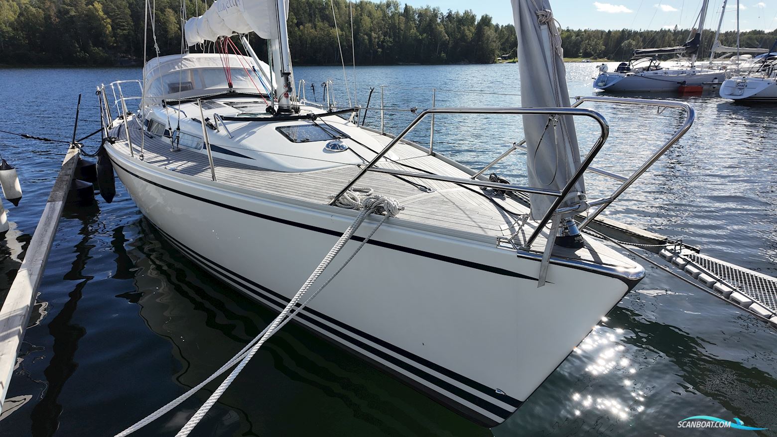Linjett 34 Sejlbåd 2013, med Yanmar 3YM30 motor, Sverige