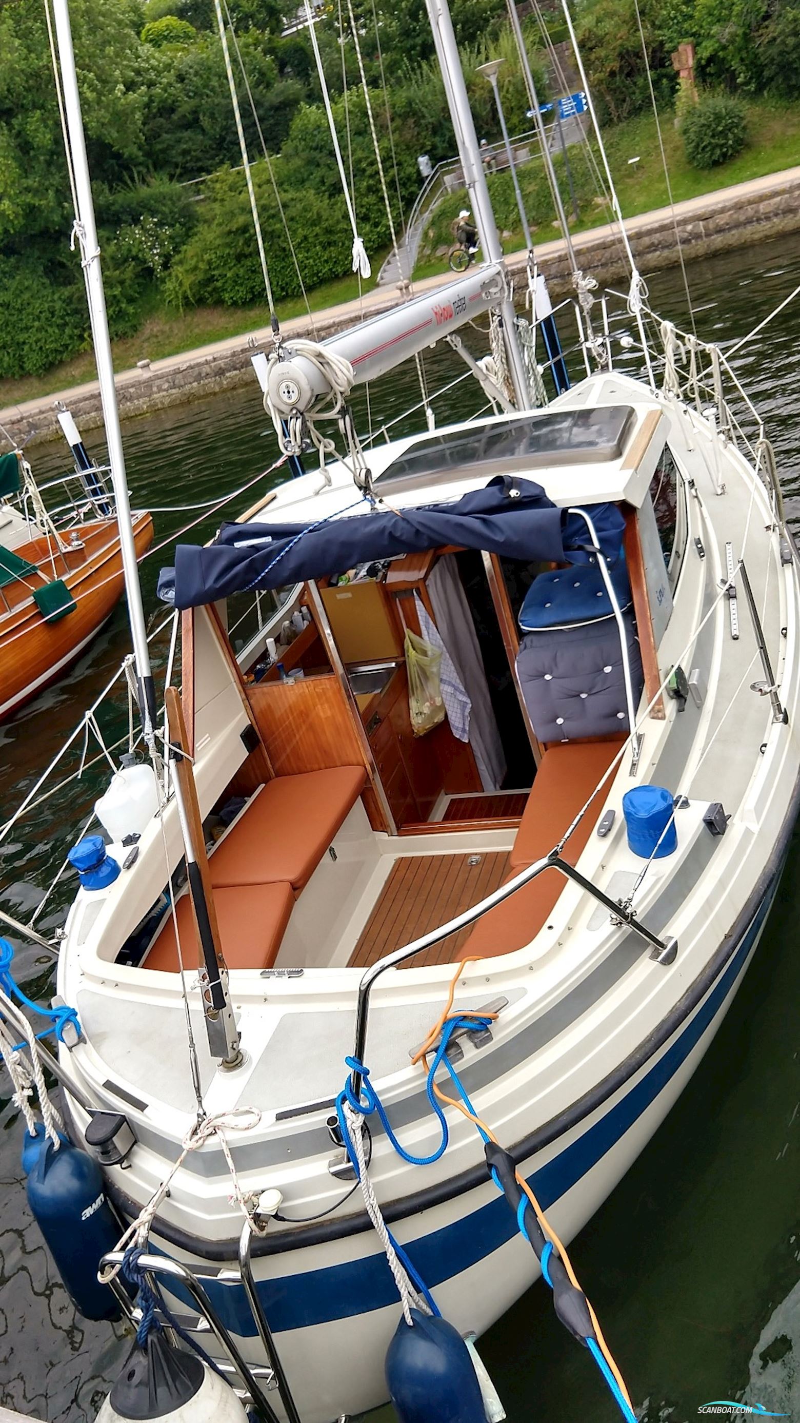 LM Boats 26