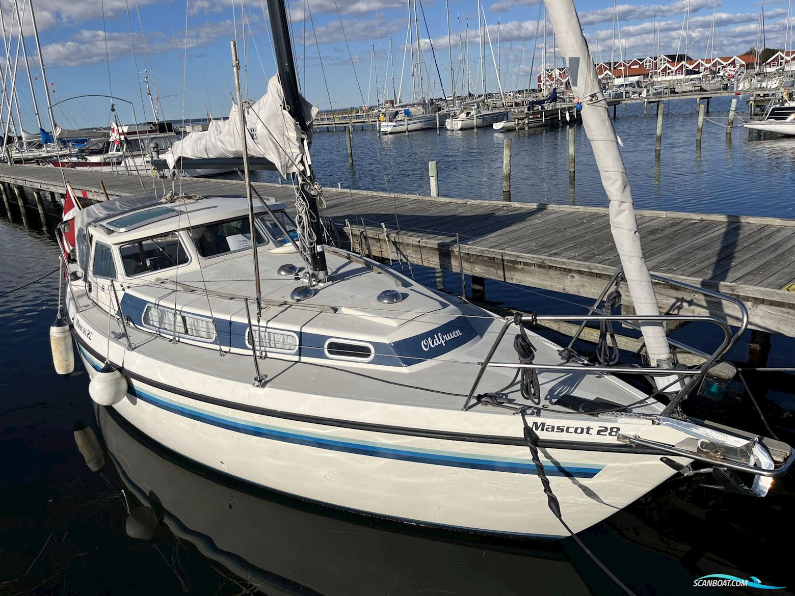 Mascot 28, 1984 - Nibe Sejlbåd 1984, med Volvo Penta 20-02 - Totalrenoveret 2024 motor, Danmark