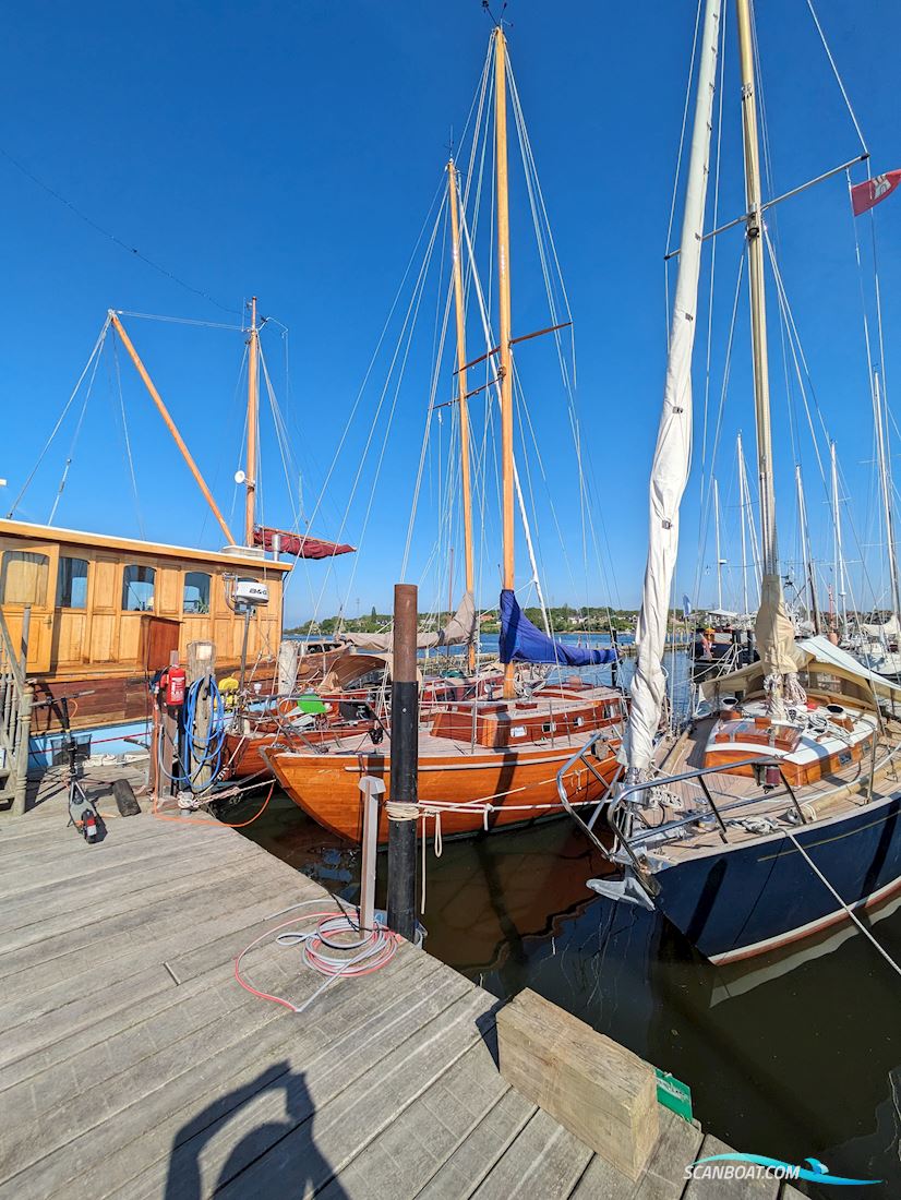 Matthiesen & Paulsen 5,5 KR Sejlbåd 1965, med Yanmar 2YM15 motor, Tyskland