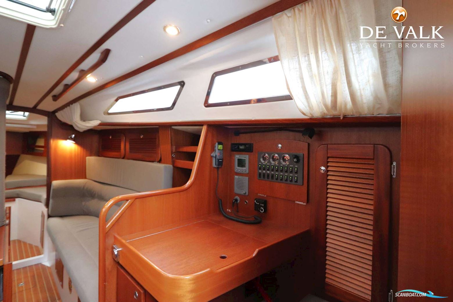 Maxi 1050