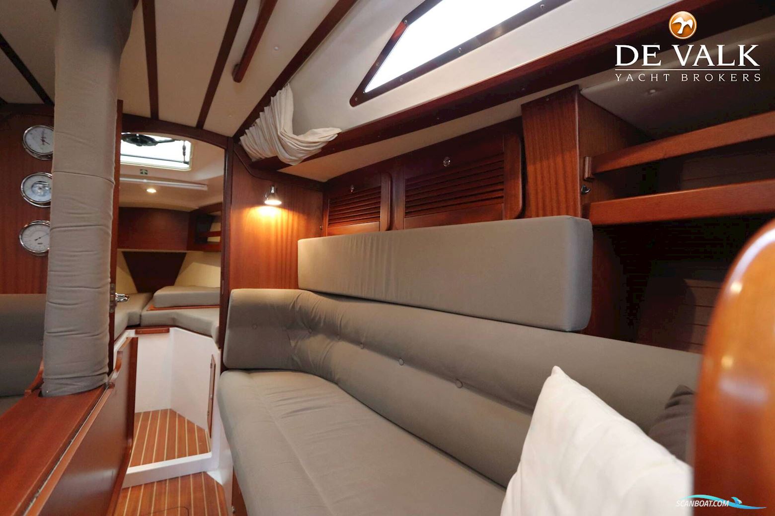 Maxi 1050