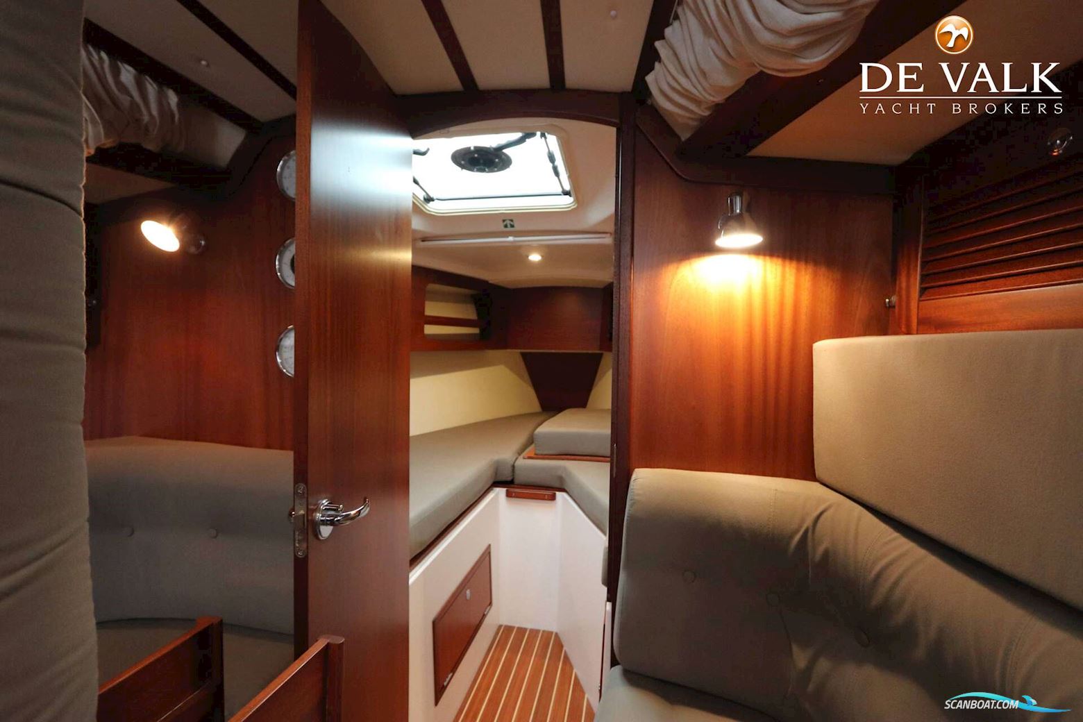 Maxi 1050