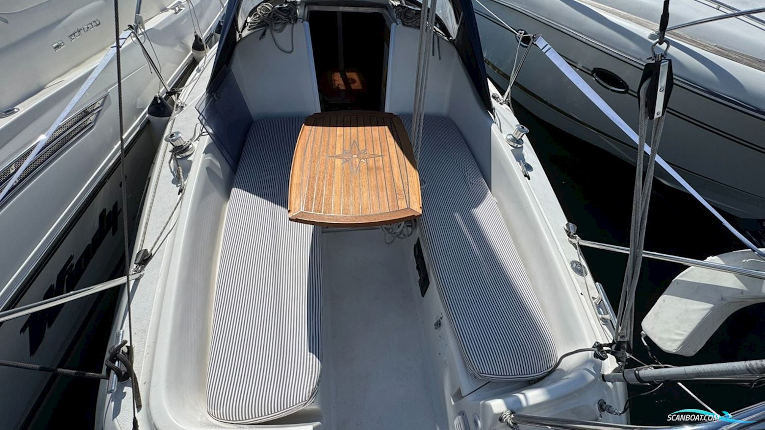 Maxi Yachts 800