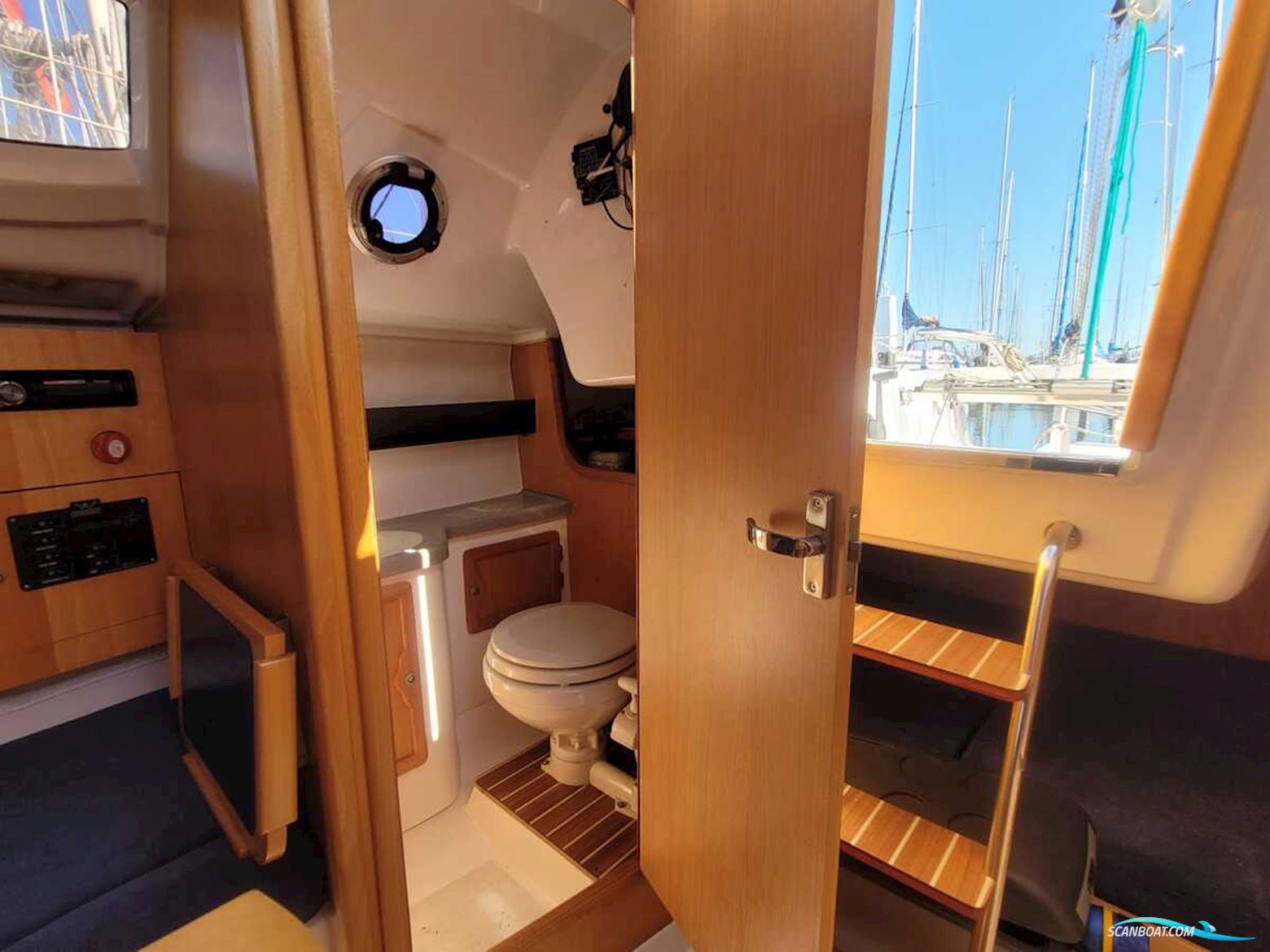 Maxus 24
