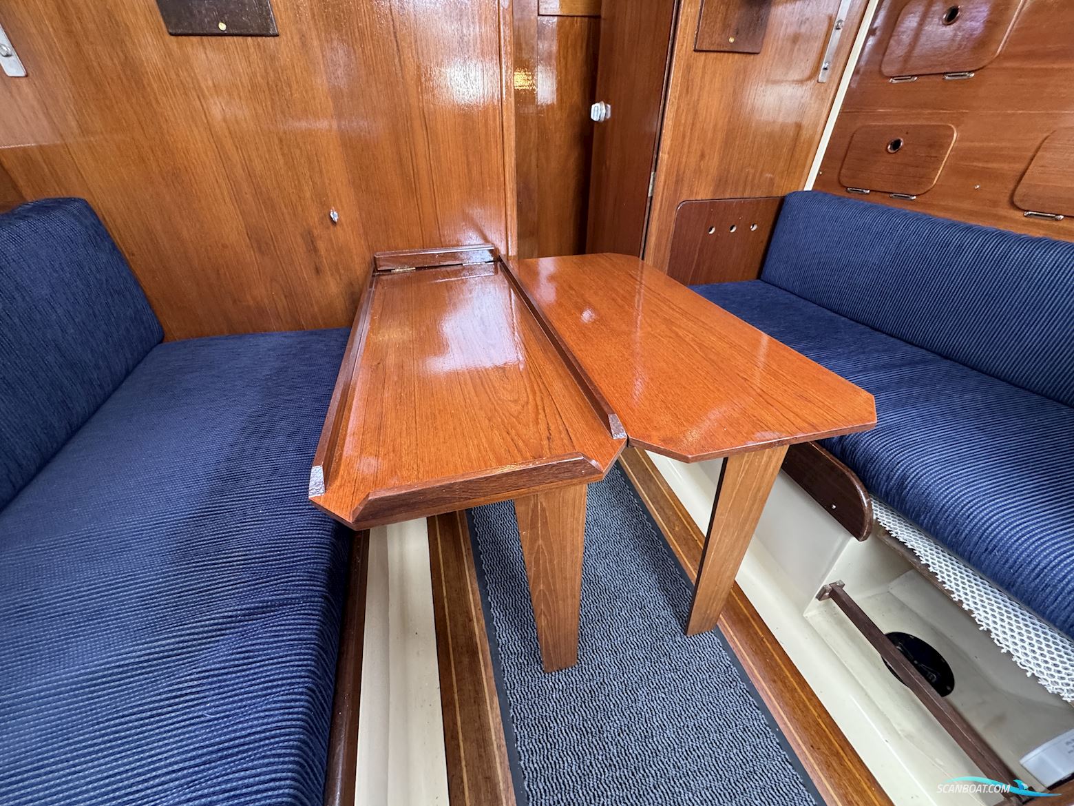 Mirage 28