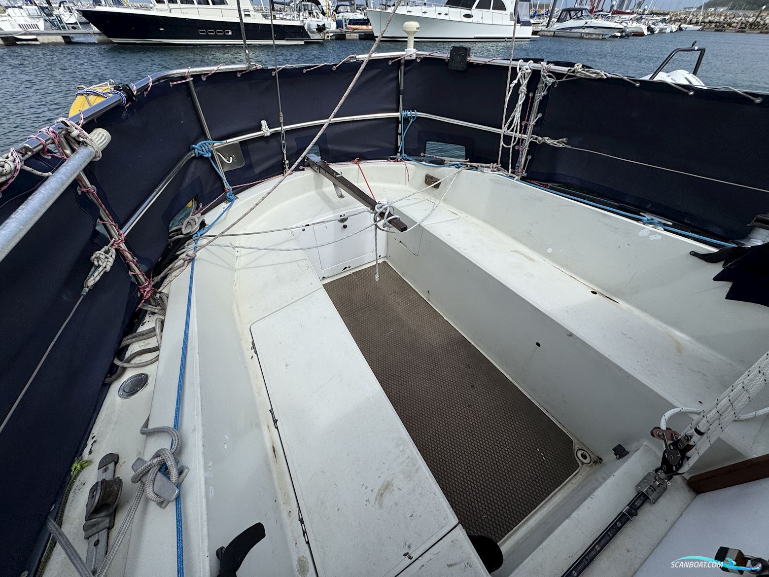 Mirage 28
