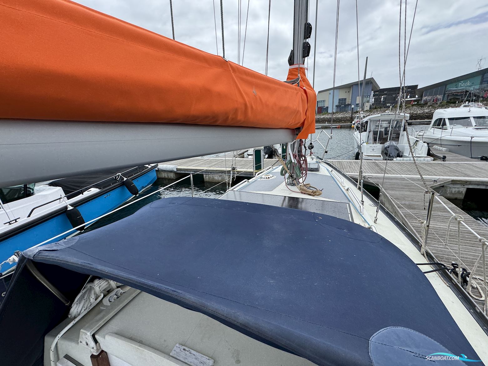 Mirage 28