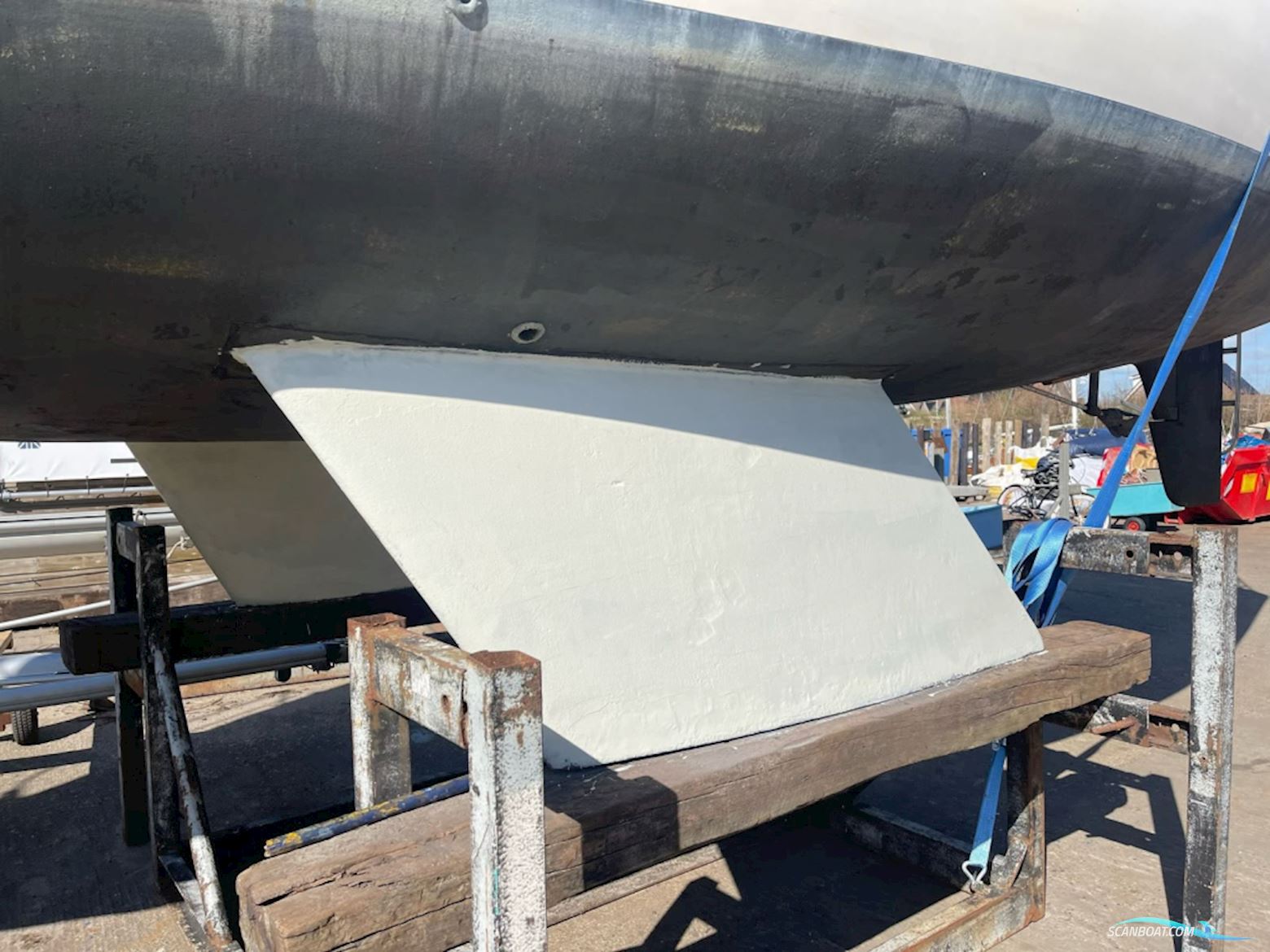 Moody  Eclipse 33