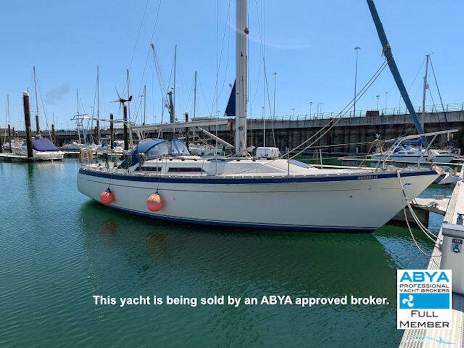 Moody 36S Sejlbåd 1982, med Thorney Croft motor, England