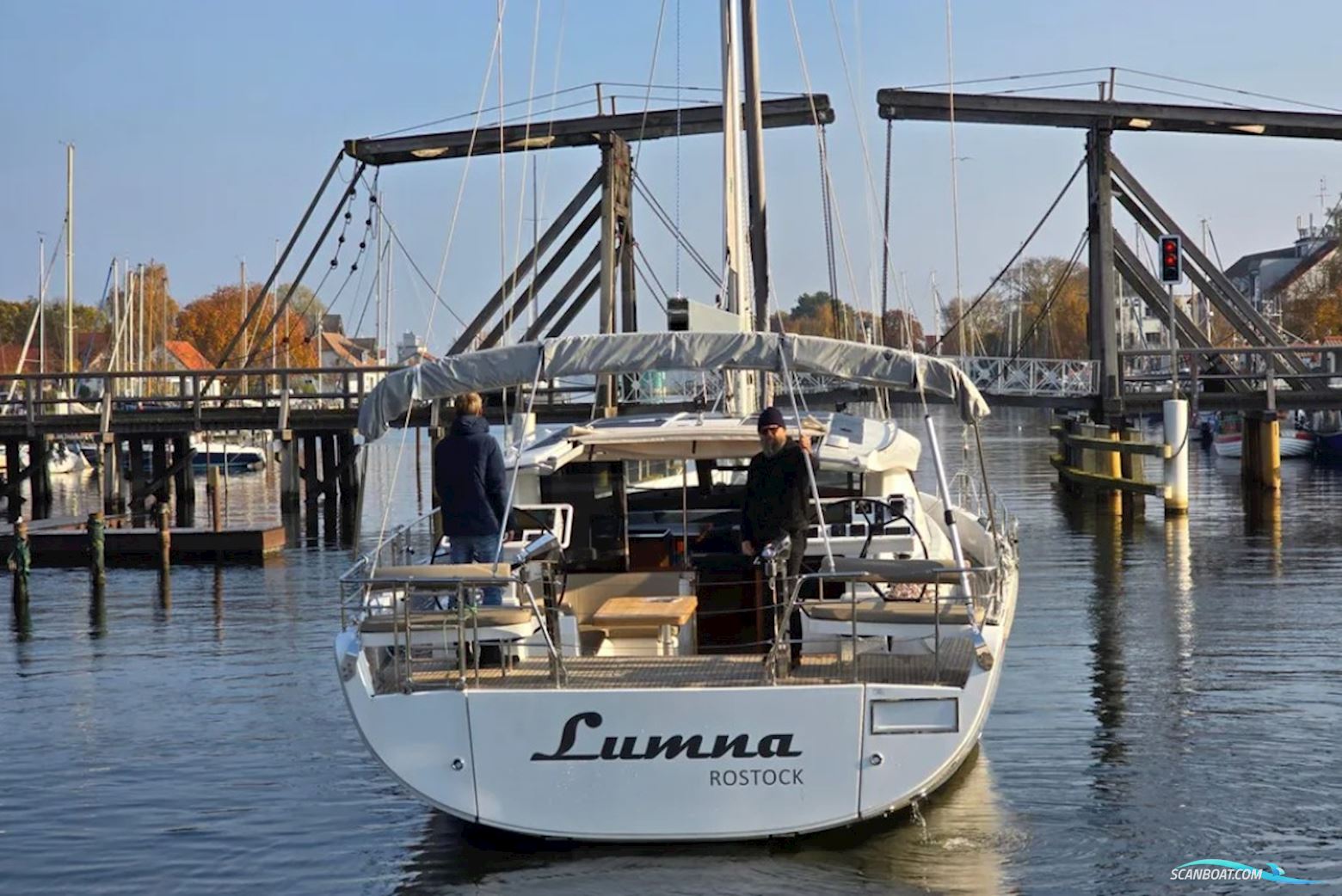 Moody 54 DS - Decksaloon