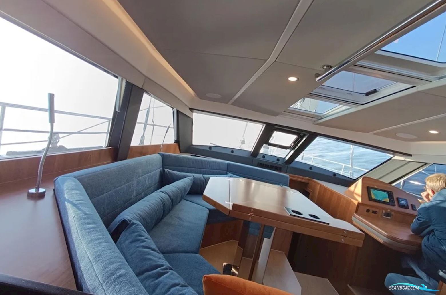 Moody 54 DS - Decksaloon