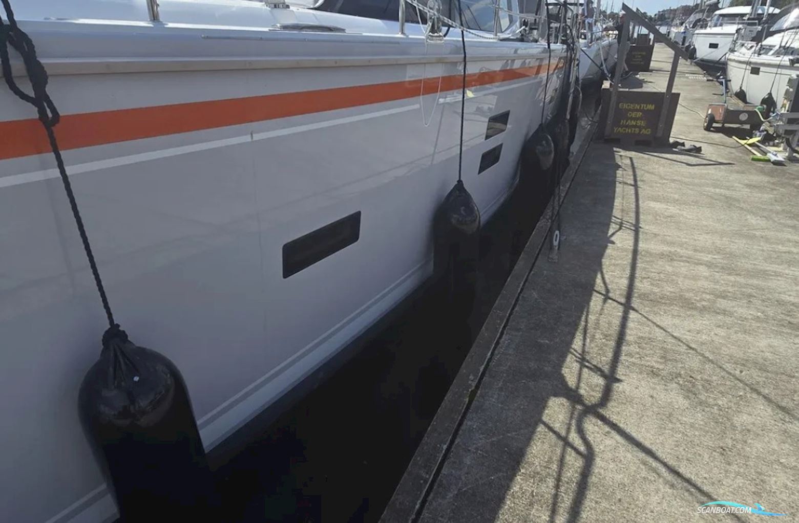 Moody 54 DS - Decksaloon