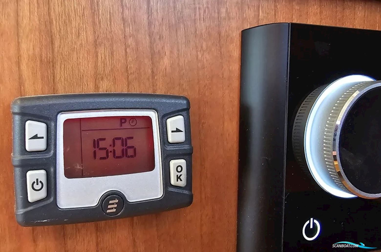 Moody 54 DS - Decksaloon