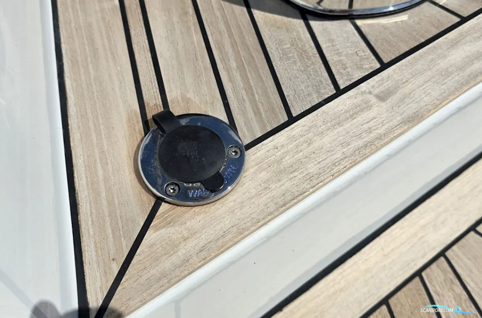 Moody 54 DS - Decksaloon