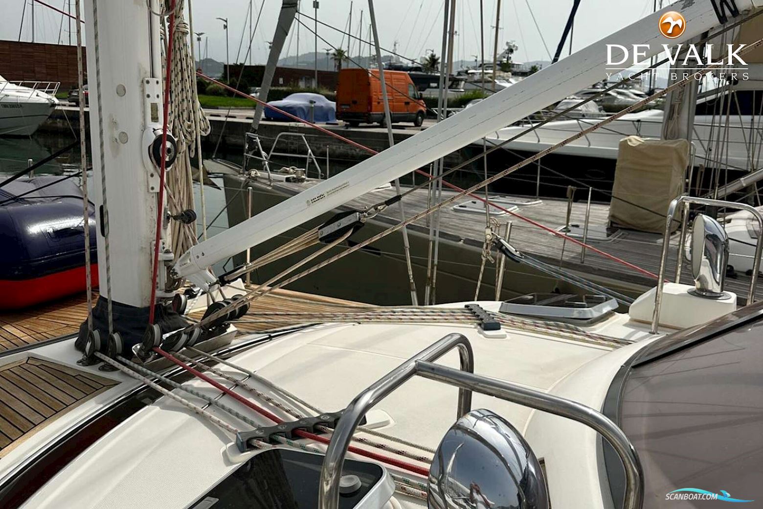Moody 54
