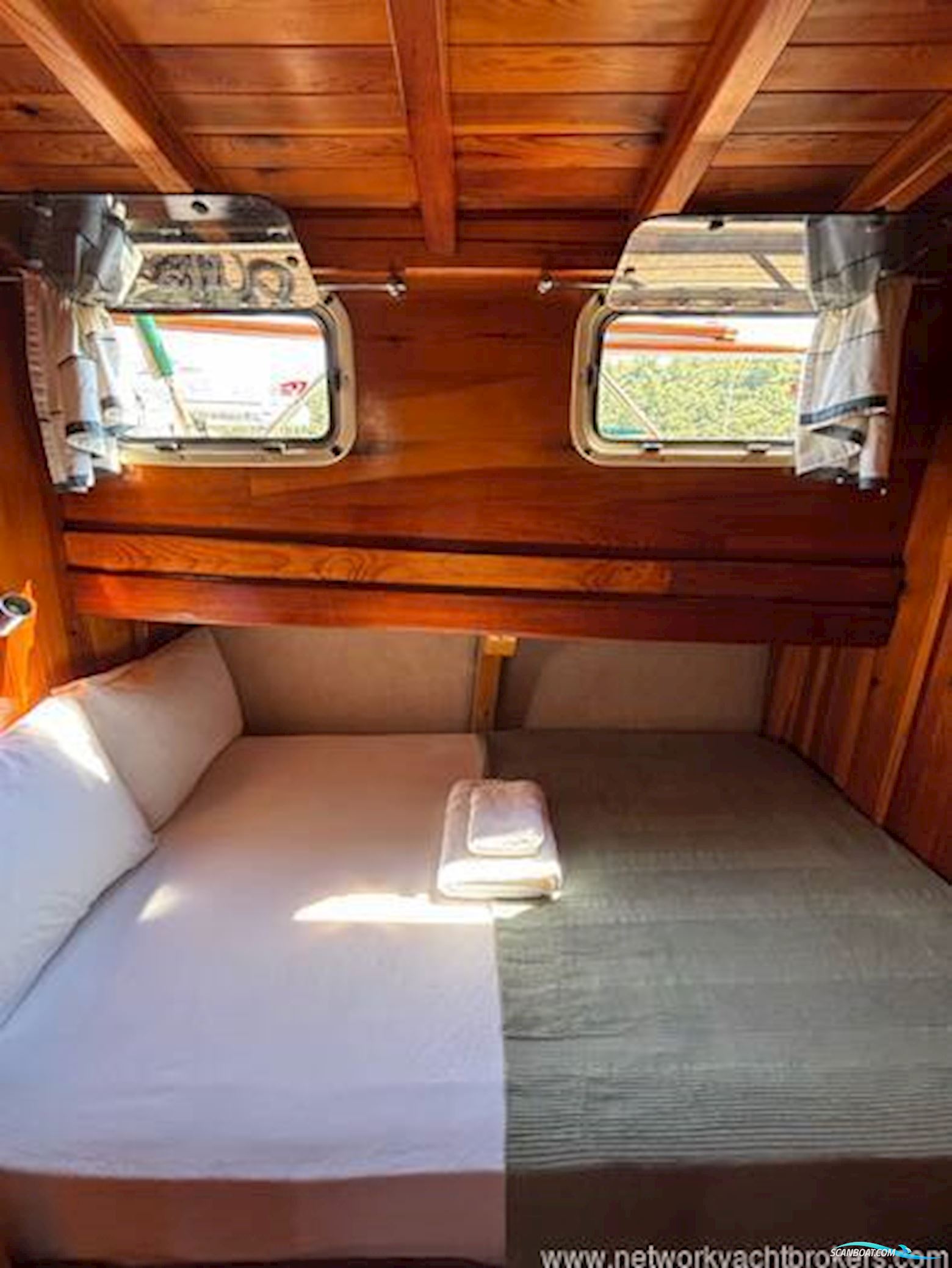 Motor Sailor / Goulet