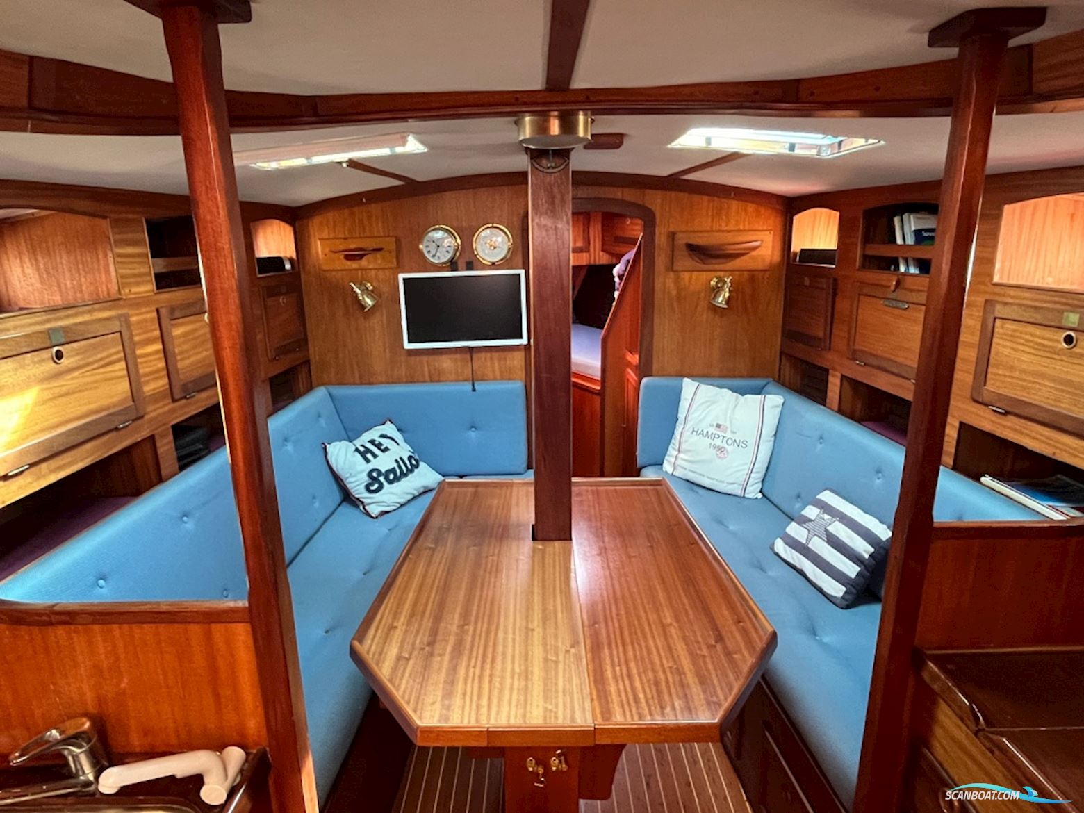 Najad 390 (1988) - Sale Pending