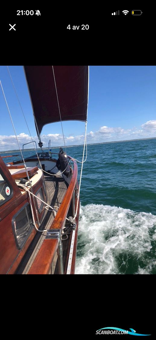Nauticat 33