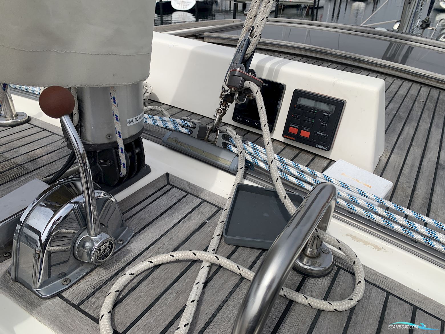 Nauticat 33