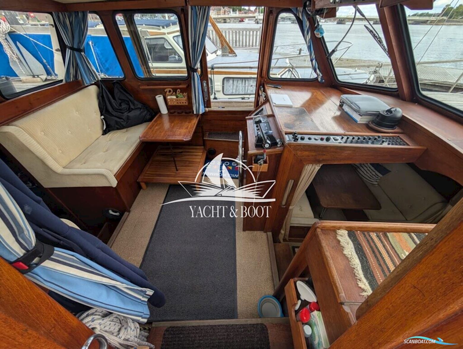 Nauticat 33