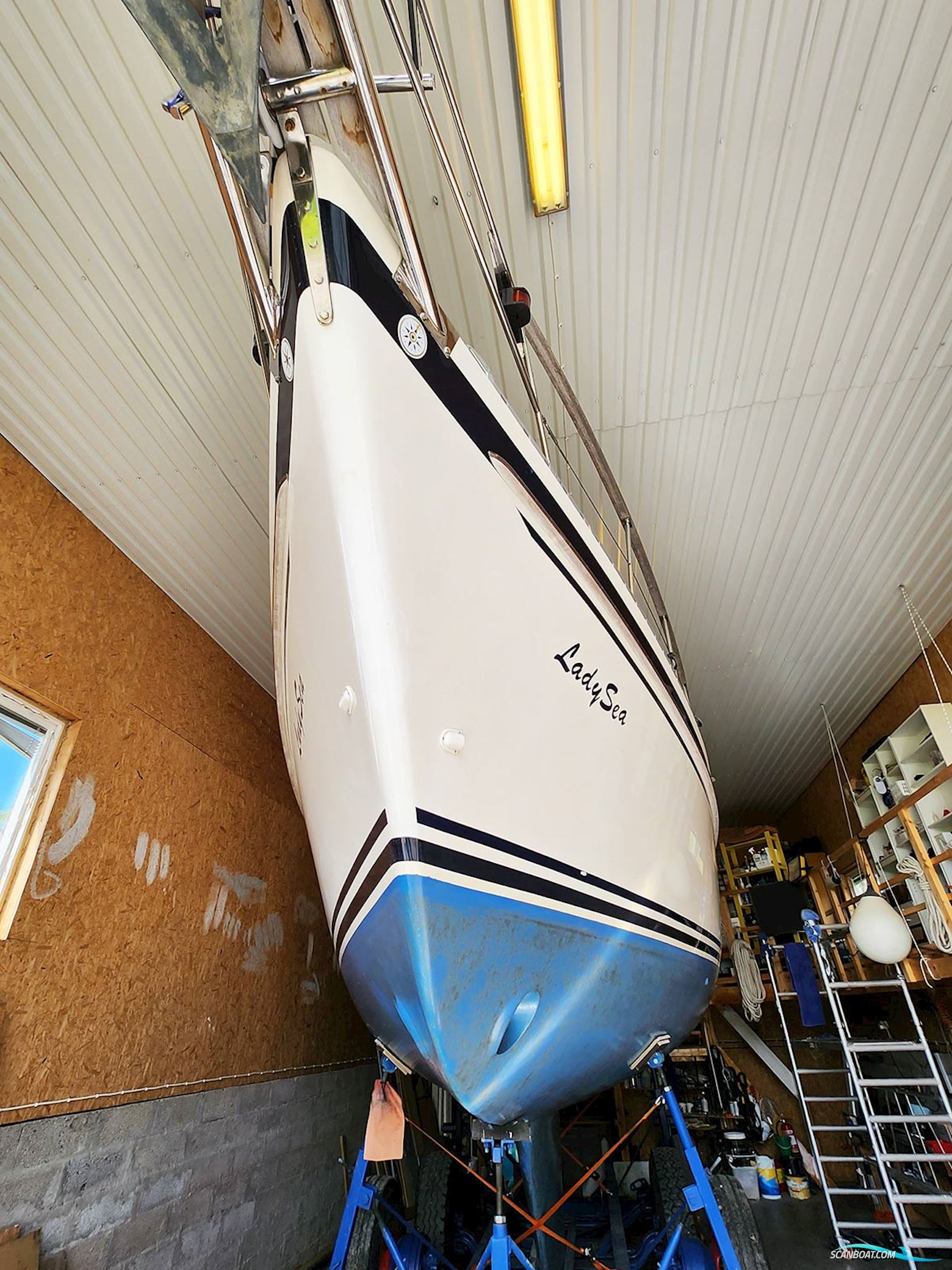 Nauticat 35