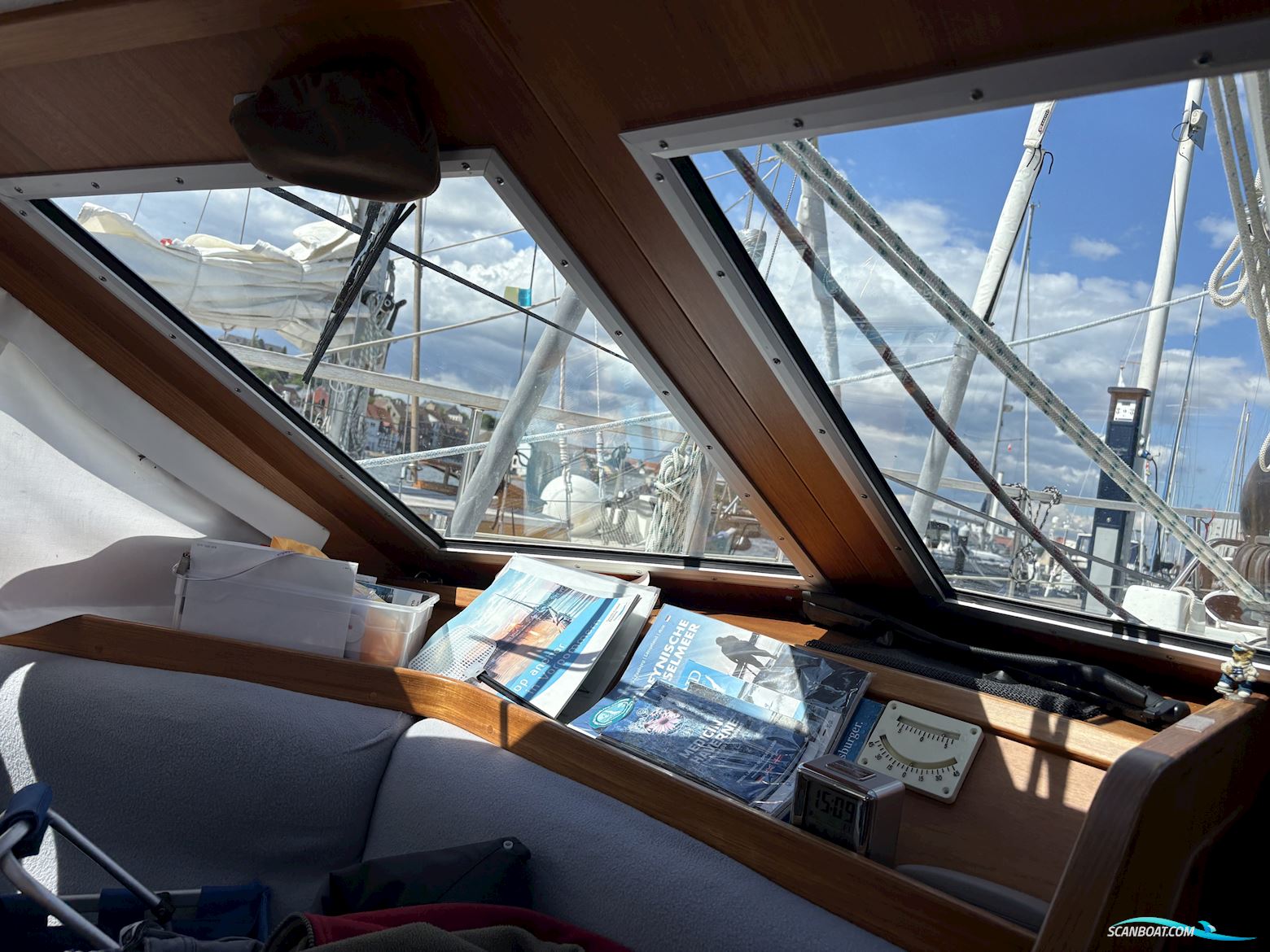 Nauticat 351