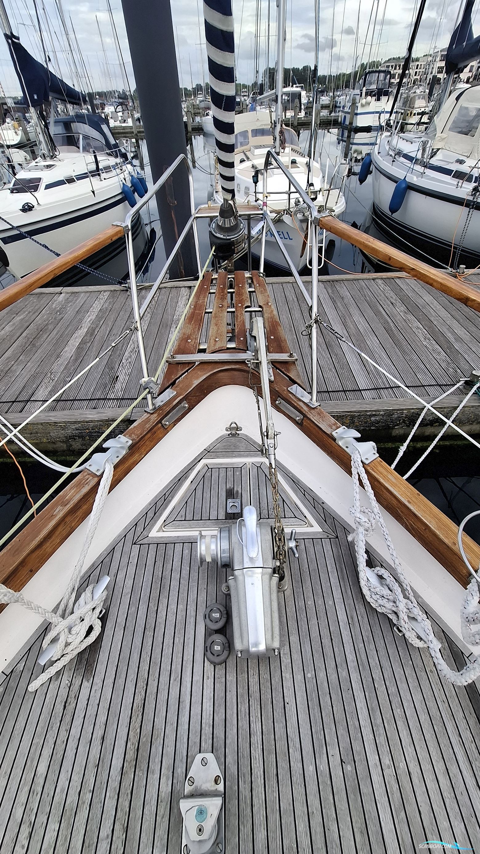 Nauticat 38