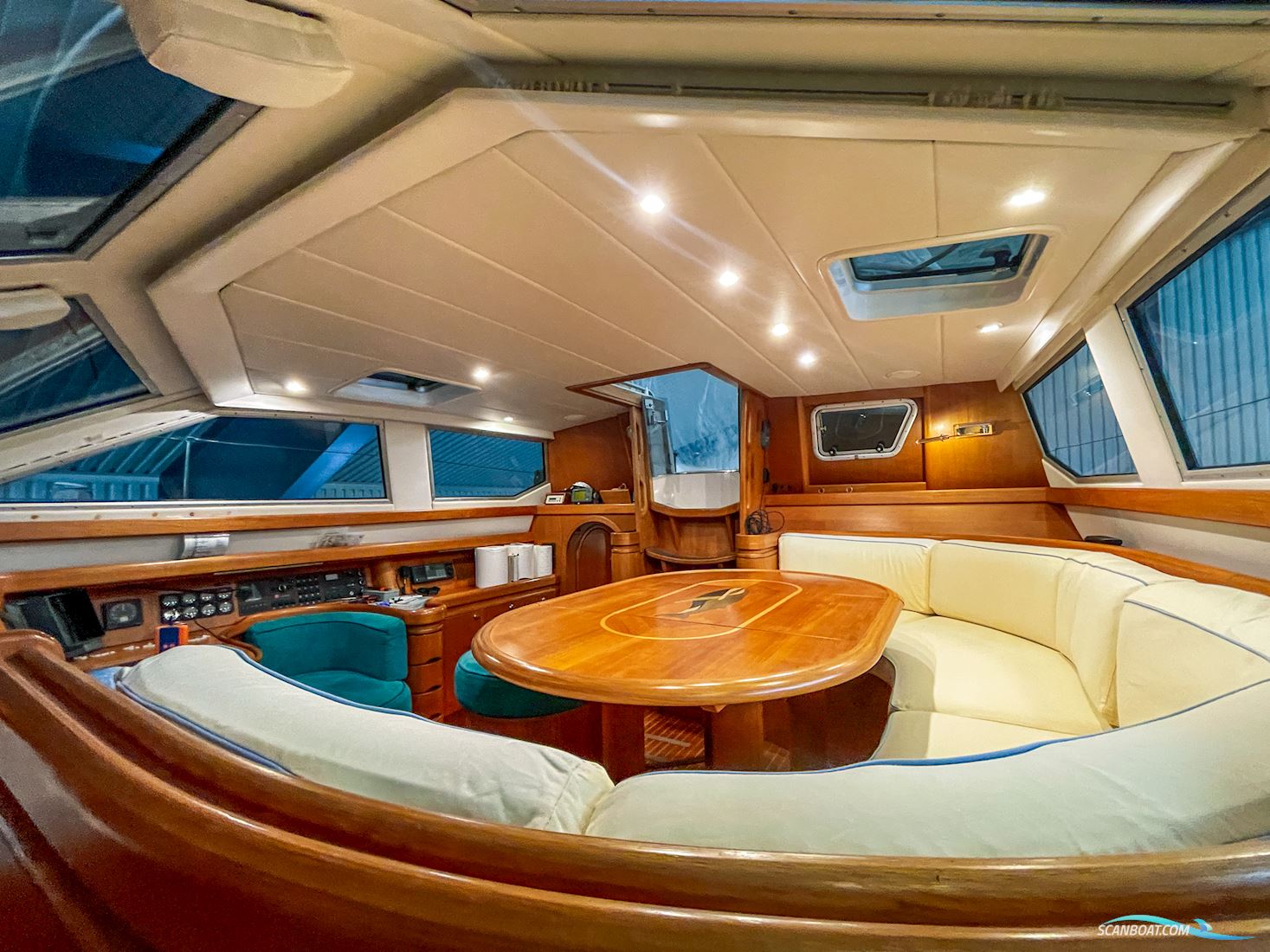 Nauticat 515 (Deck Saloon)