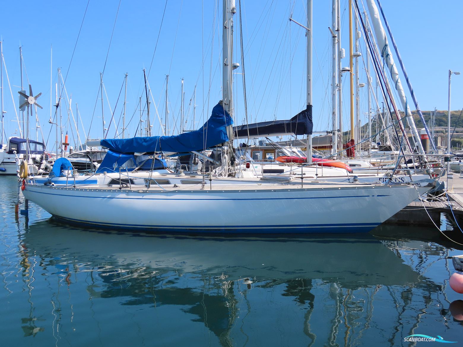 Nautor Swan 38