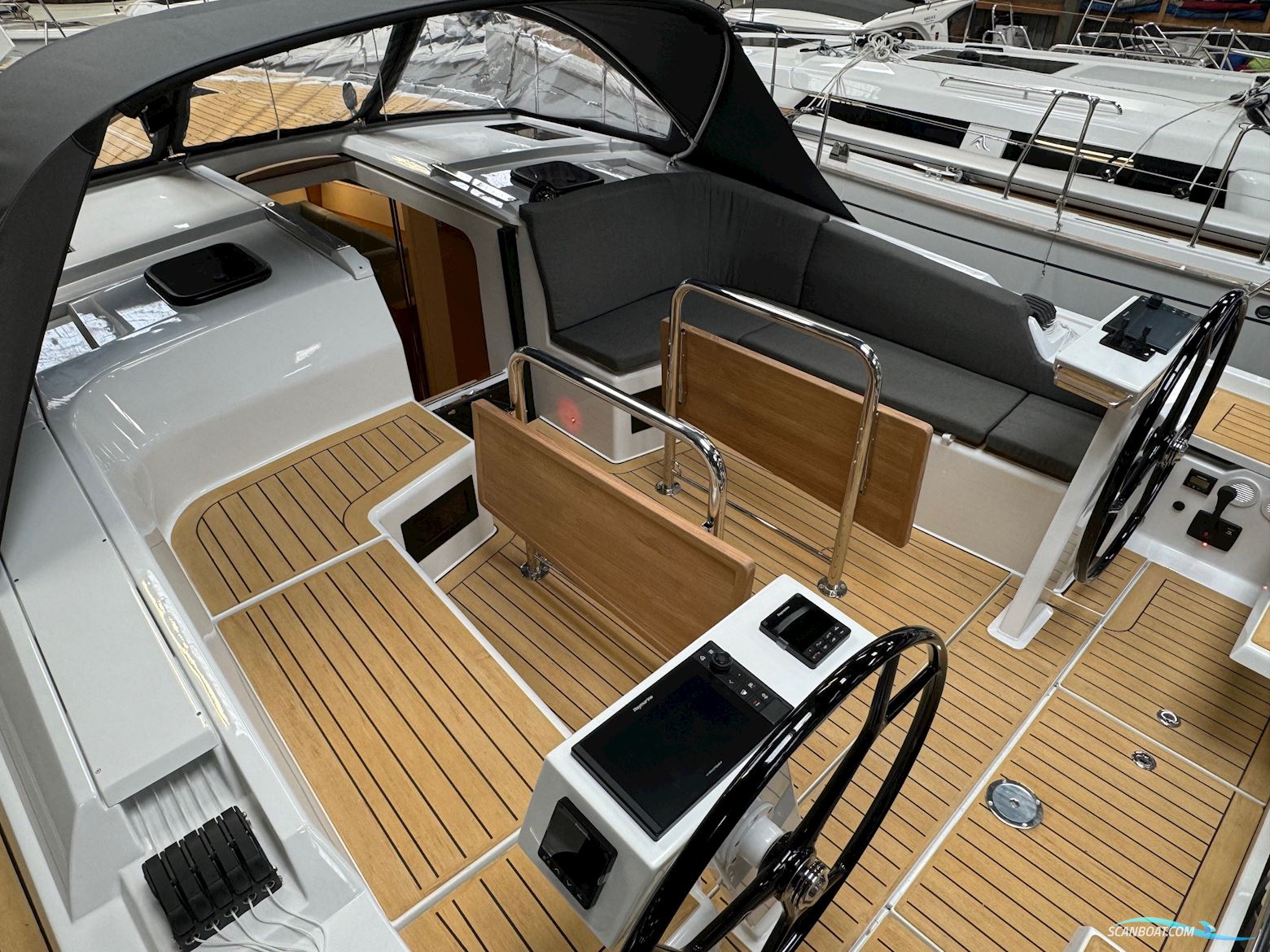 NEW PRICE – HANSE 410 – 2025