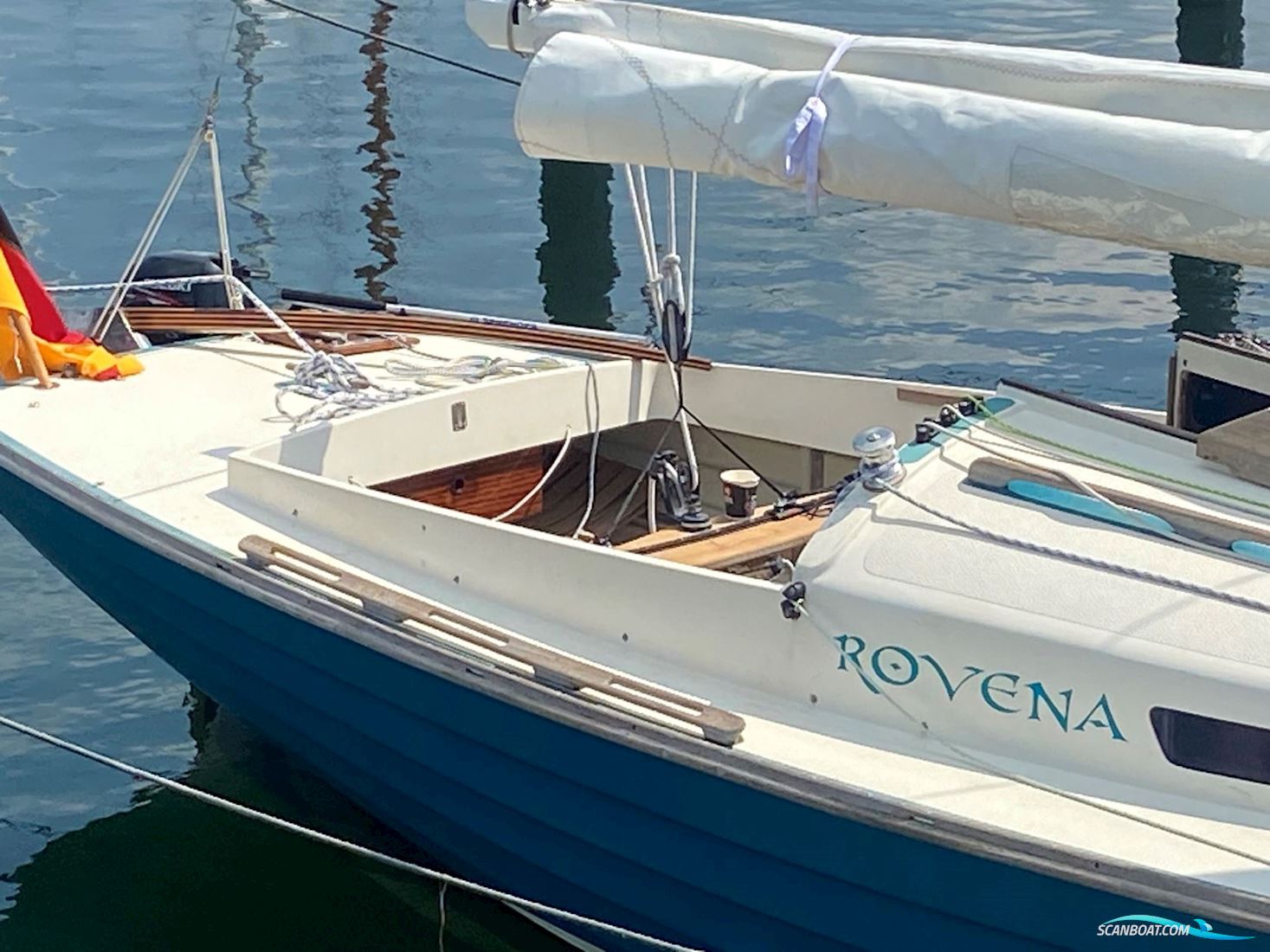 Nordisches Folkeboot mit Harbeck Trailer