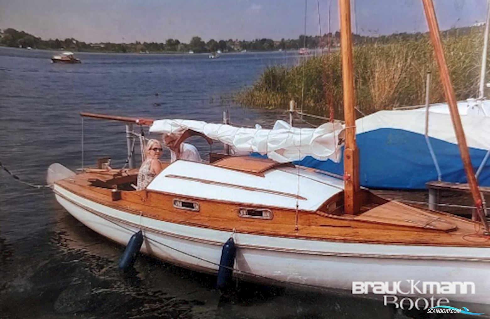 Olbricht 15er Sejlbåd 1980, med Tohatsu motor, Tyskland