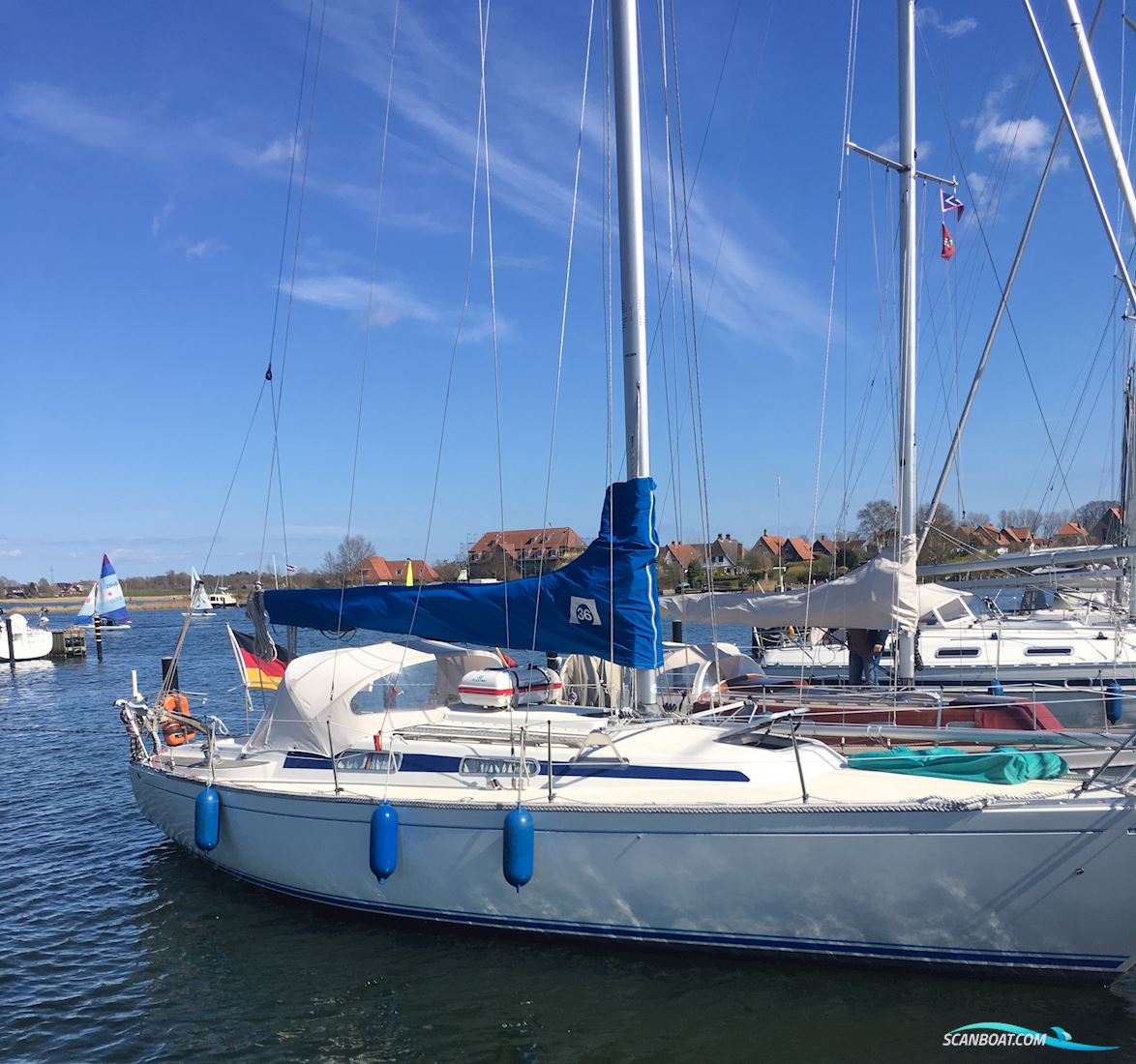 Omega 36 Sejlbåd 1988, med Yanmar motor, Tyskland