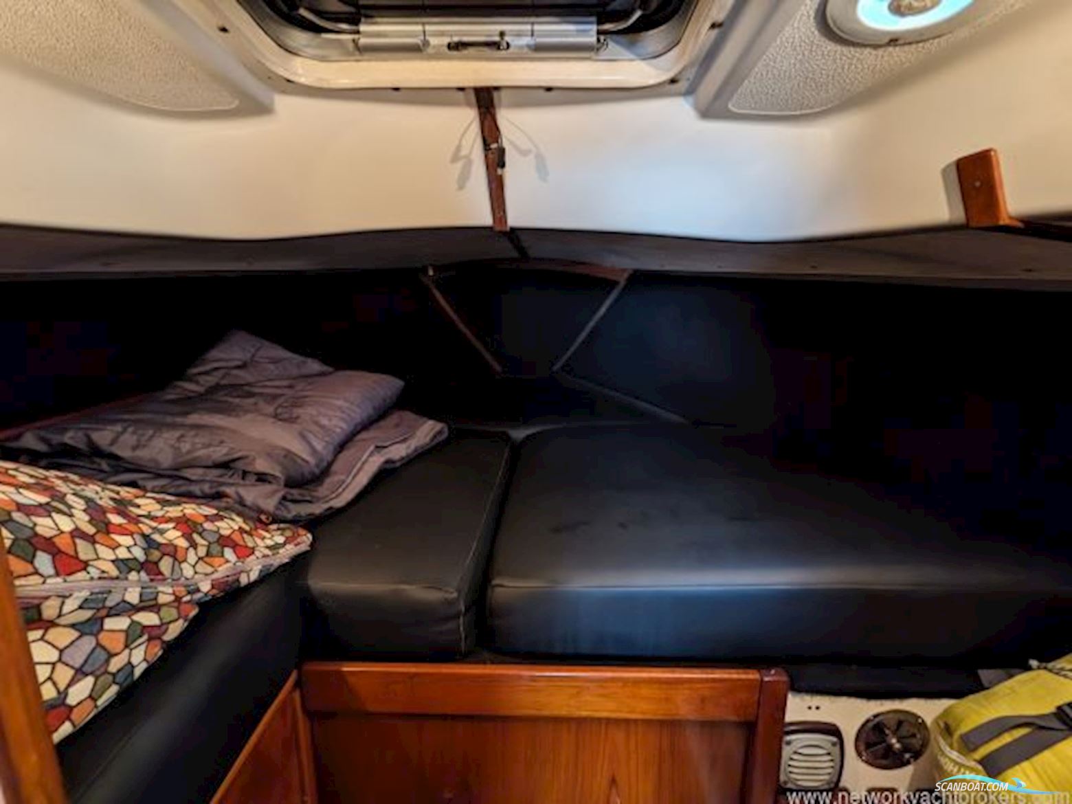 Omega Yachts 28