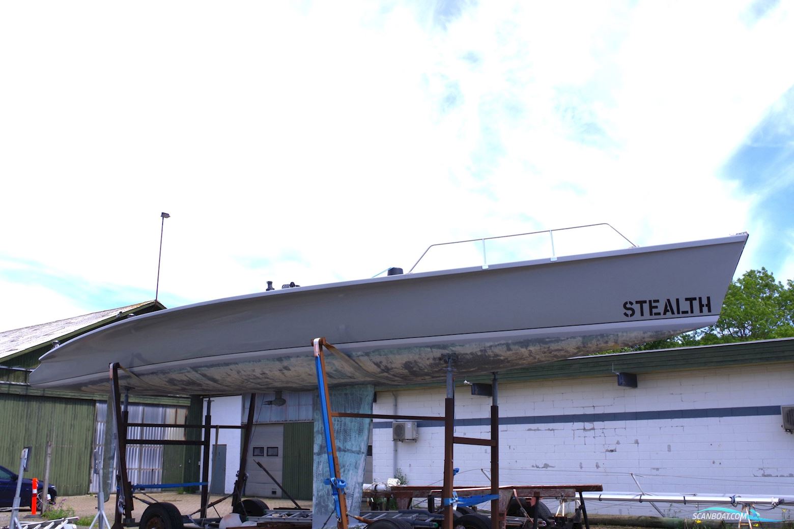 One-Off Mathis 48 Stealth