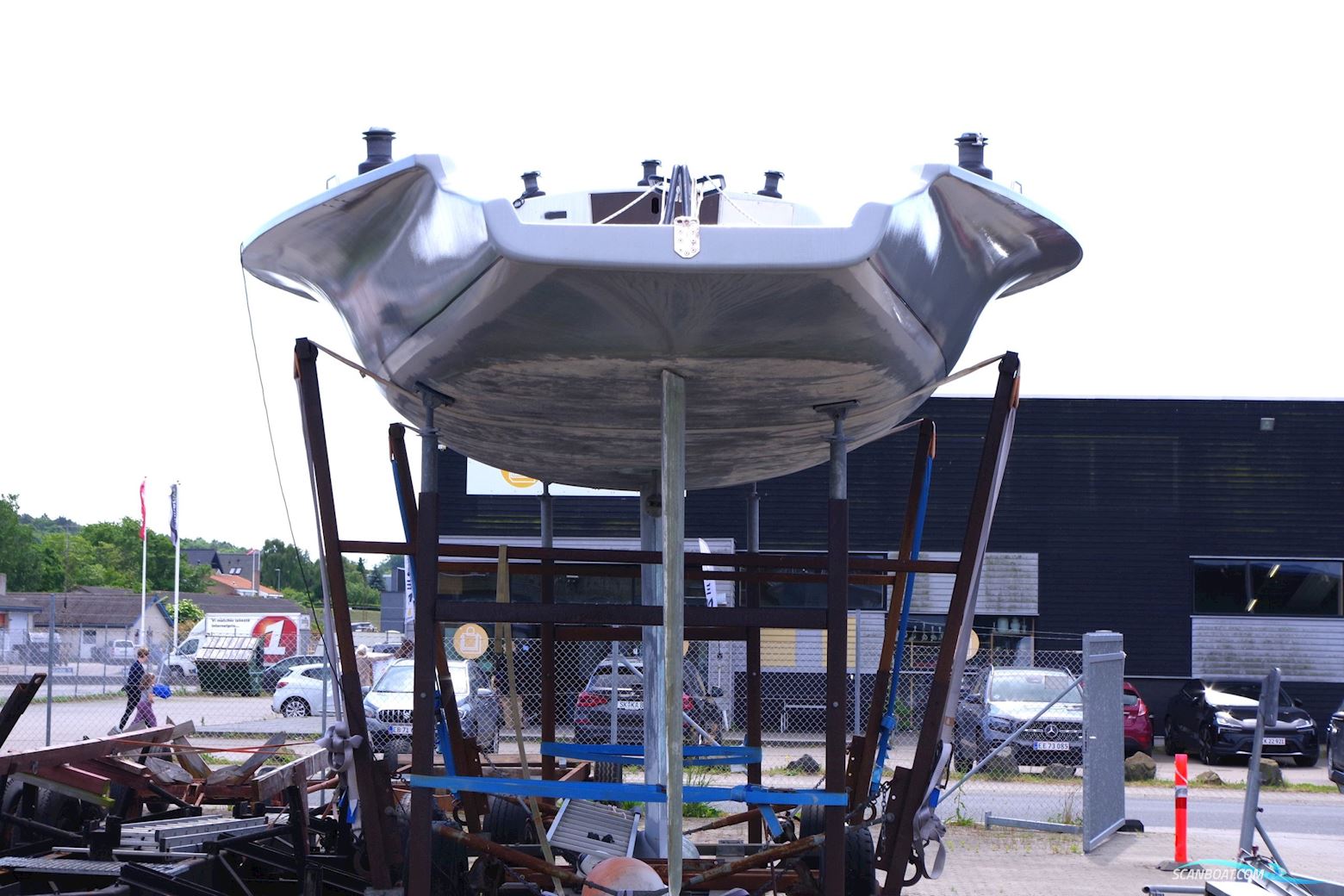 One-Off Mathis 48 Stealth