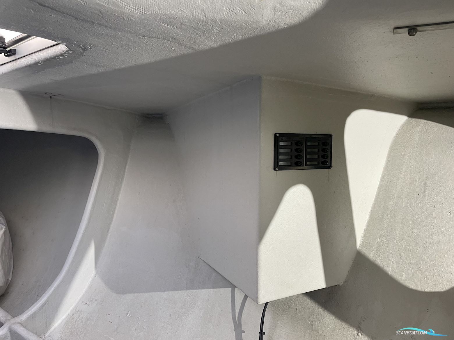 One-Off Mathis 48 Stealth