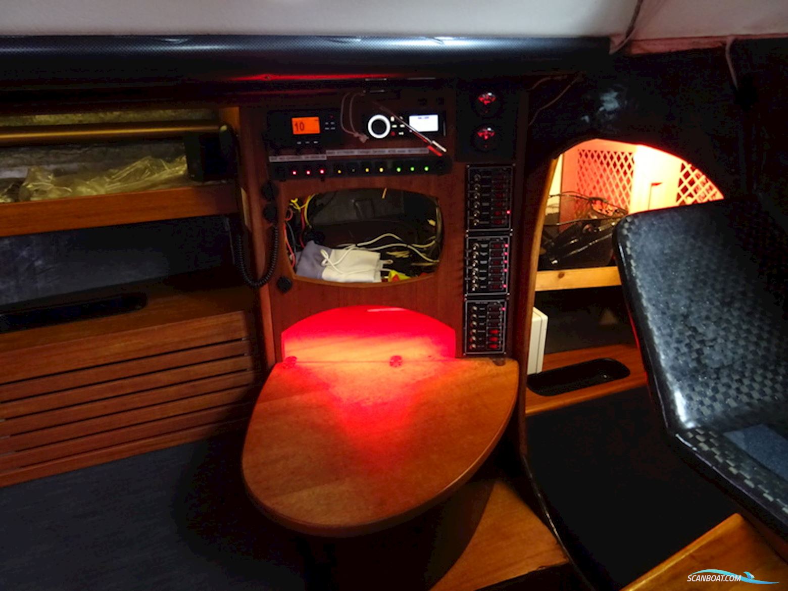 one Tonner Judel & Vrolijk