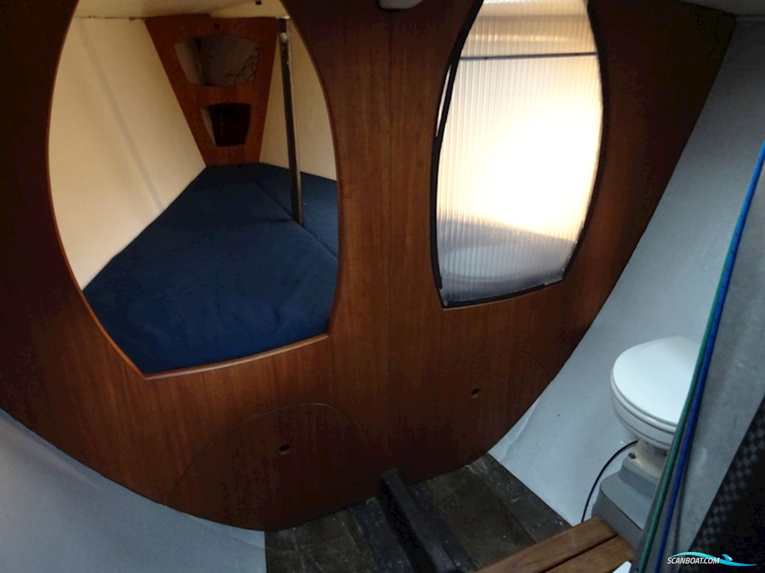 one Tonner Judel & Vrolijk