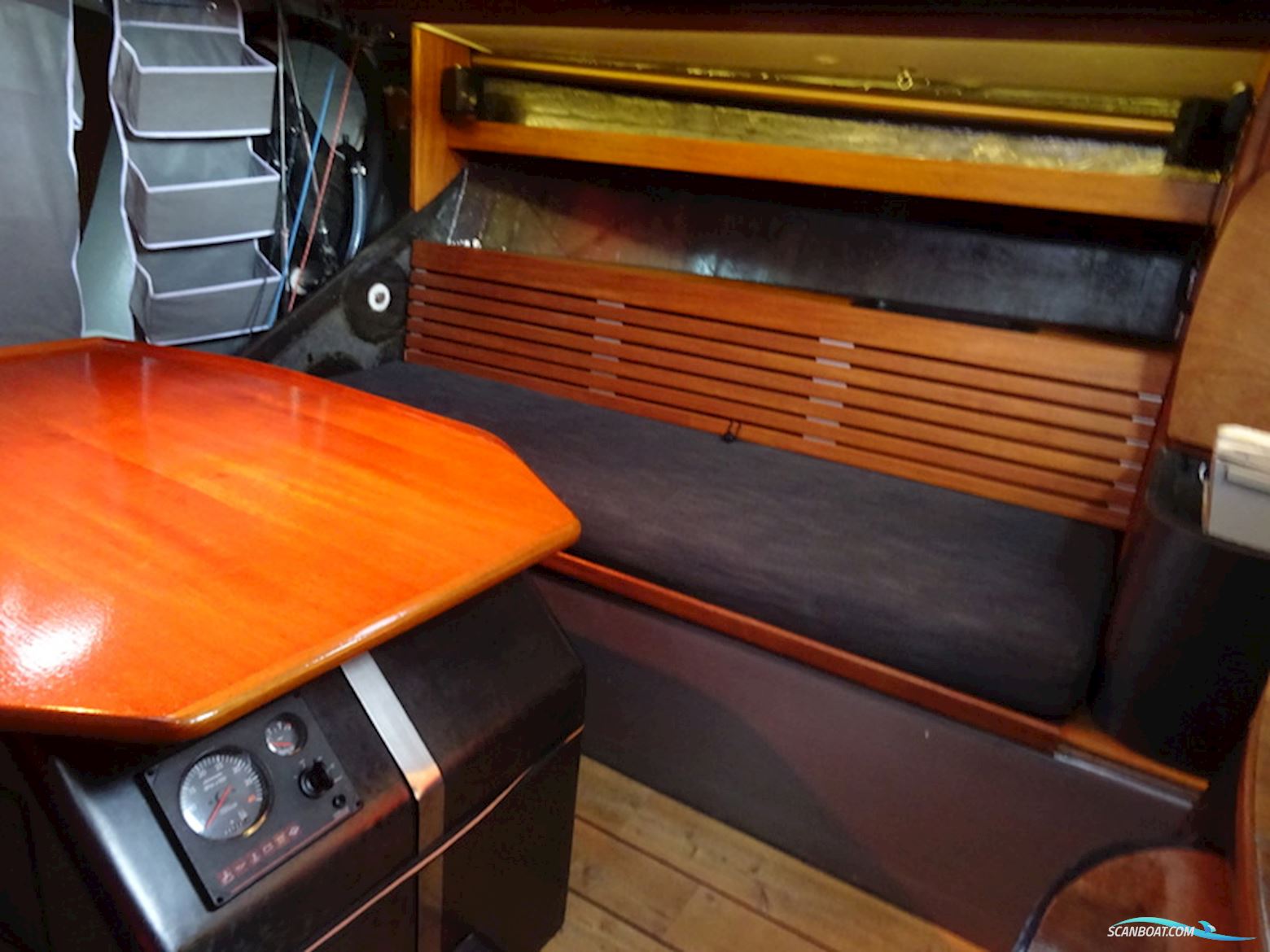 one Tonner Judel & Vrolijk