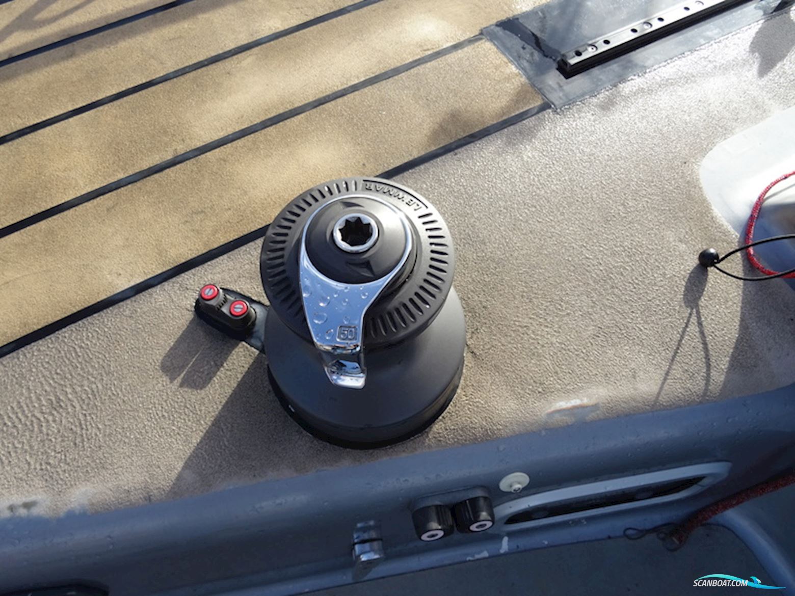 one Tonner Judel & Vrolijk